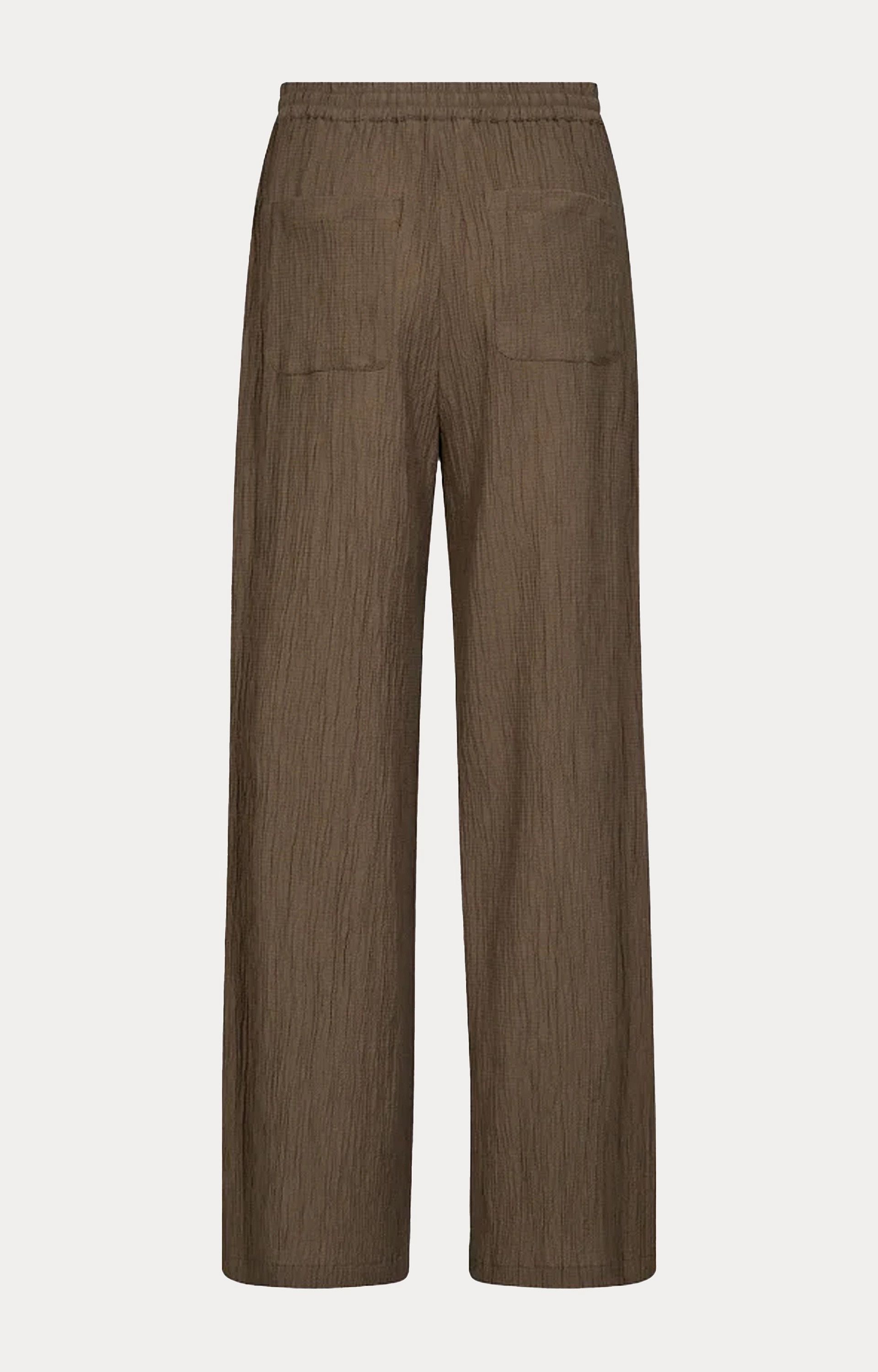 Broek Angela