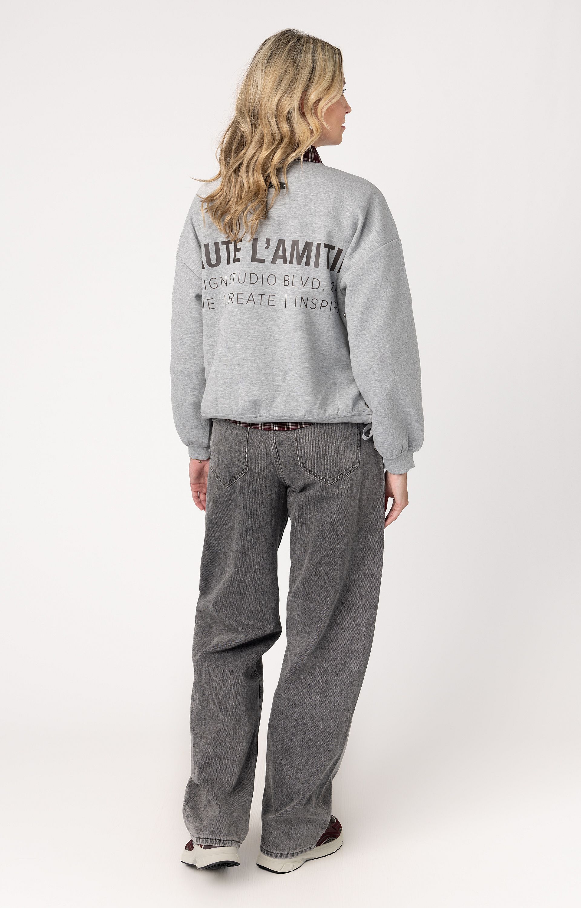 Sweater New Studio
