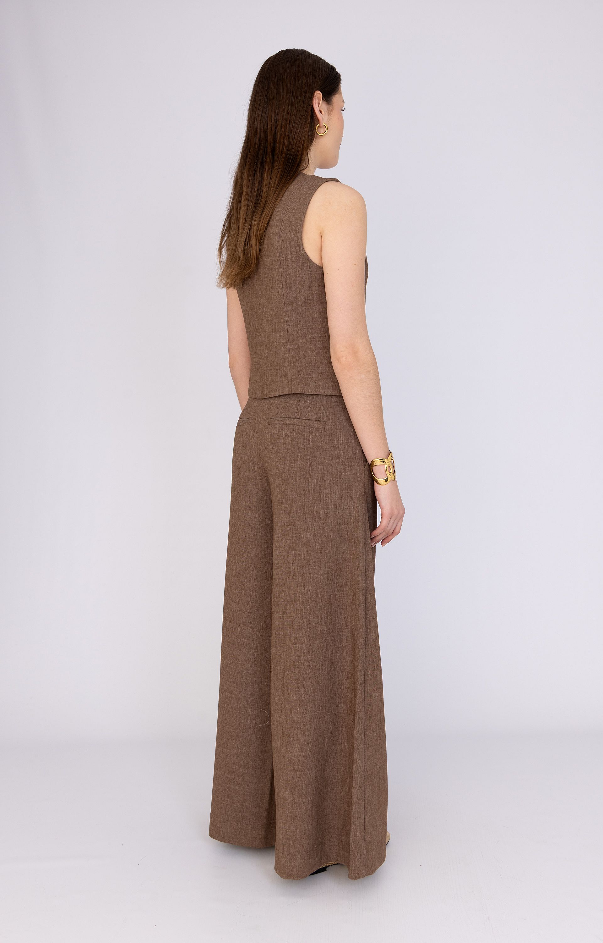 Broek Darina