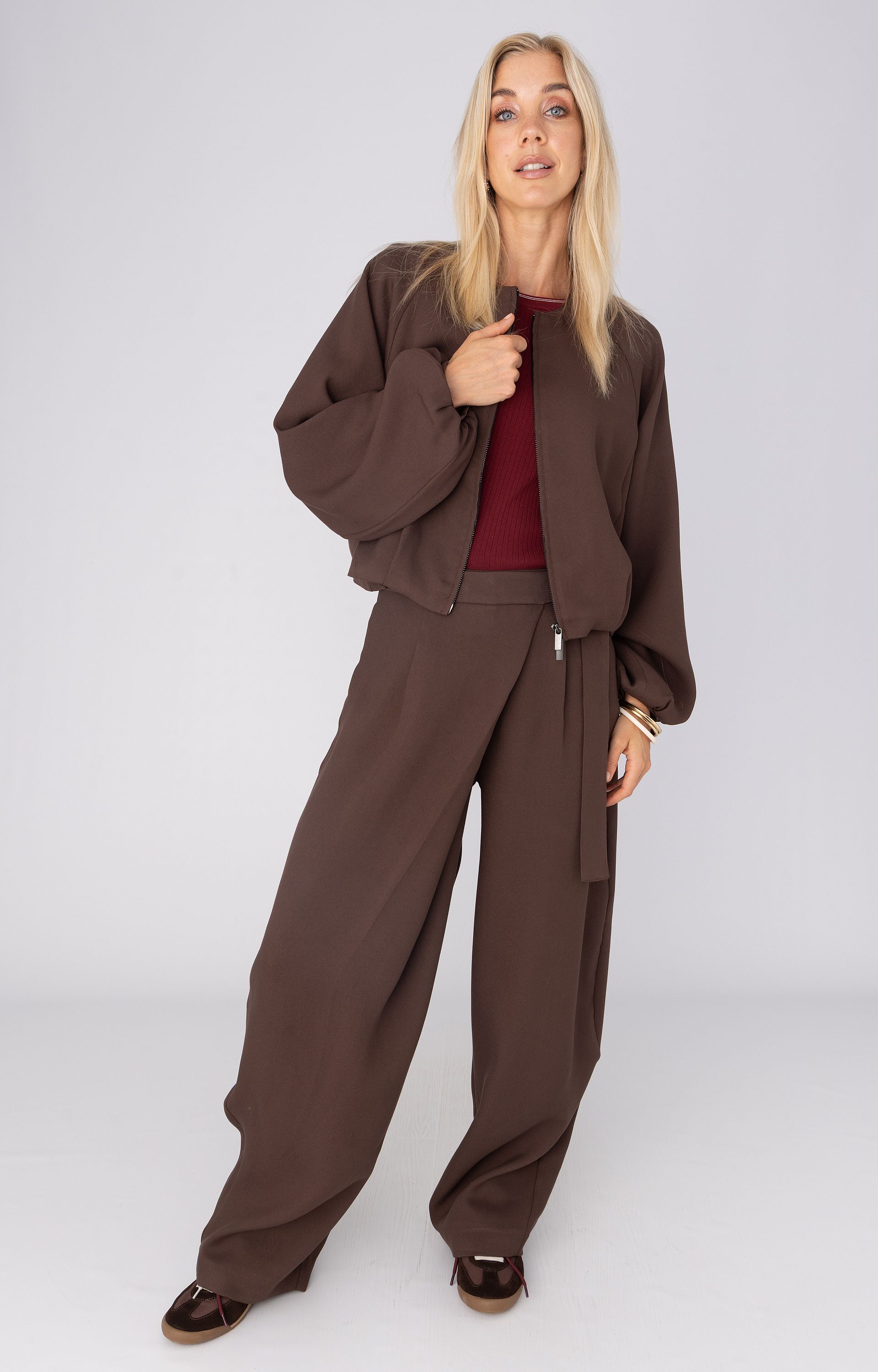 AW26-53