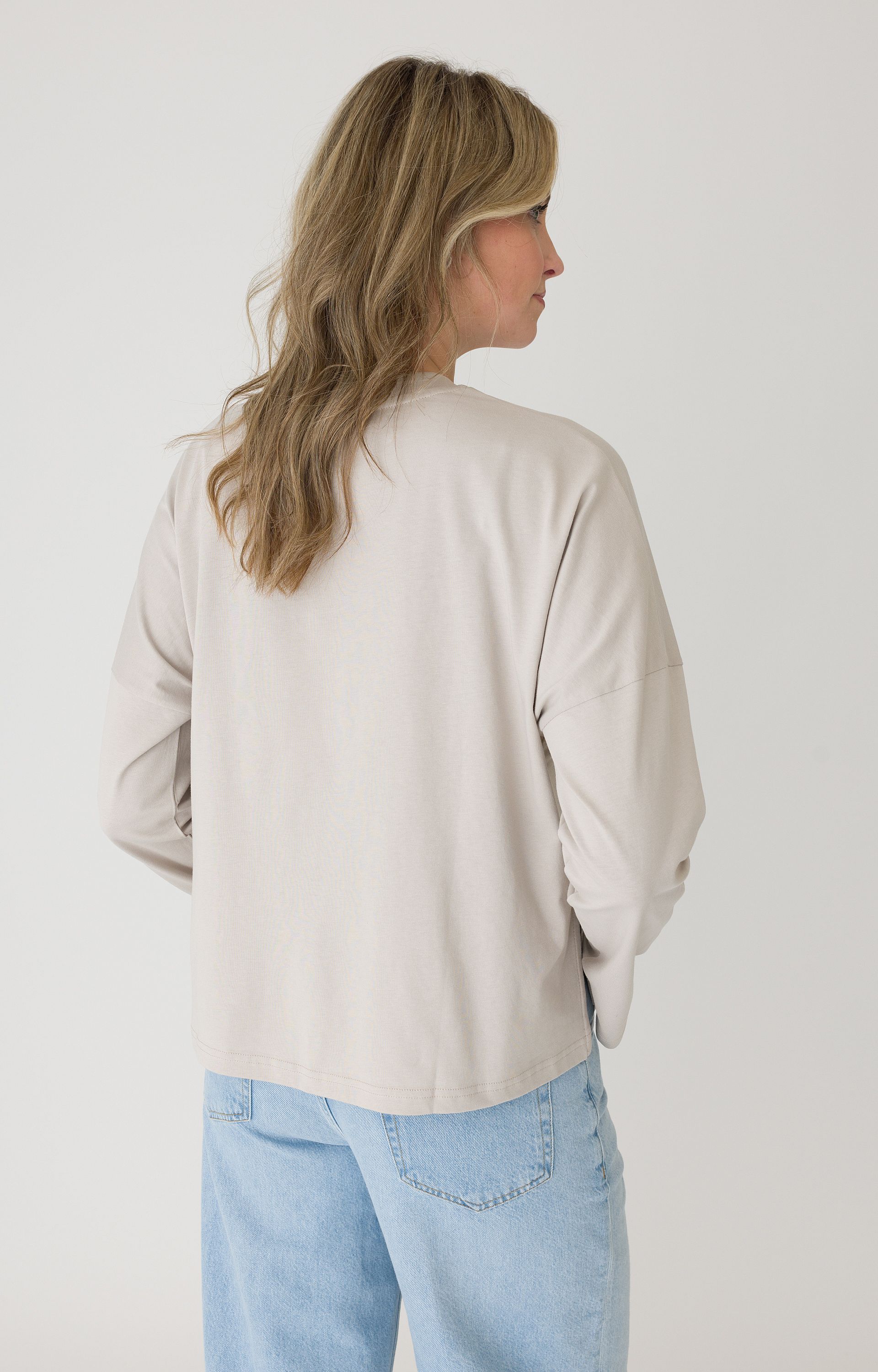 Long-sleeved shirt 