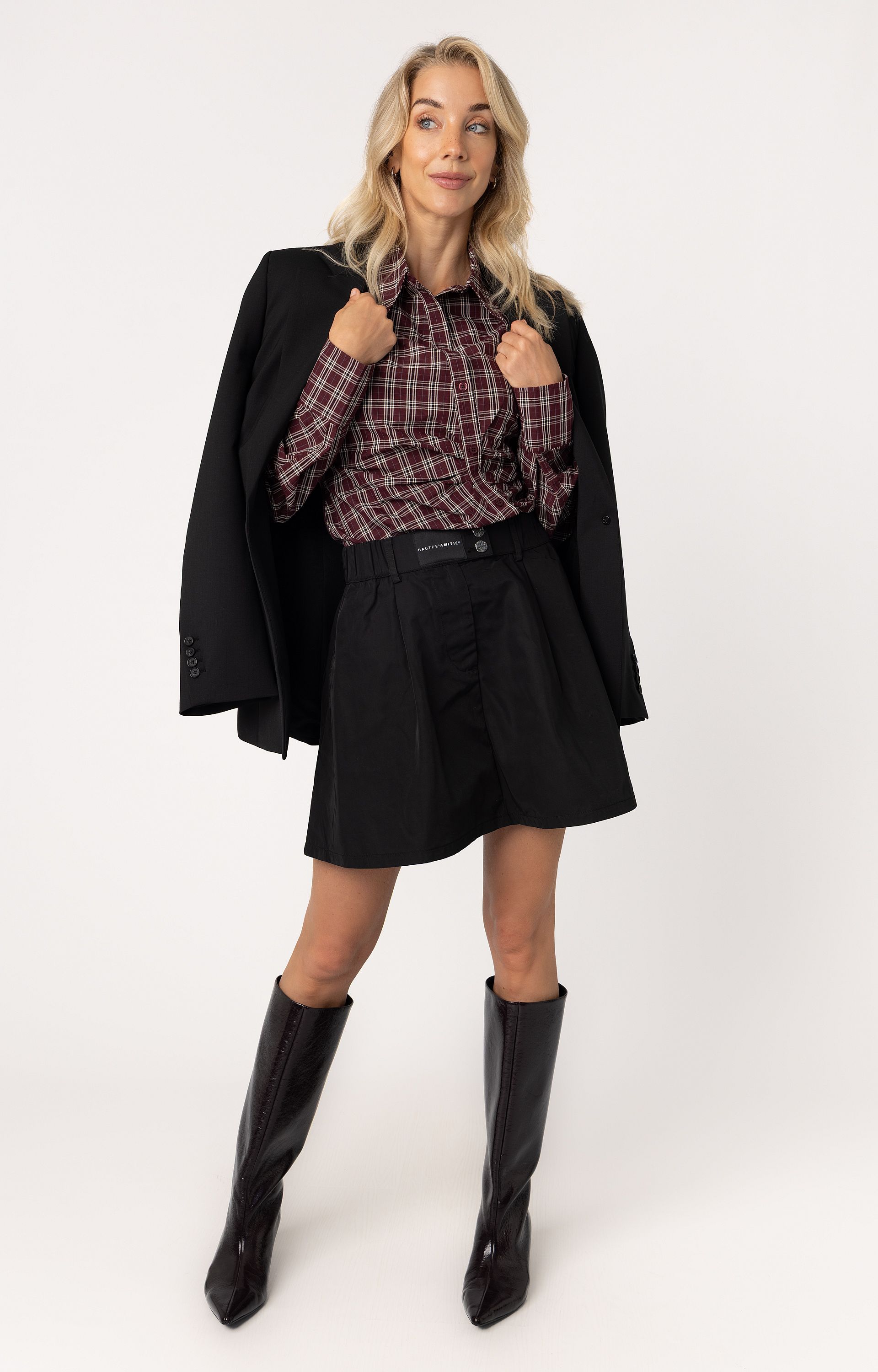 AW26 - 469