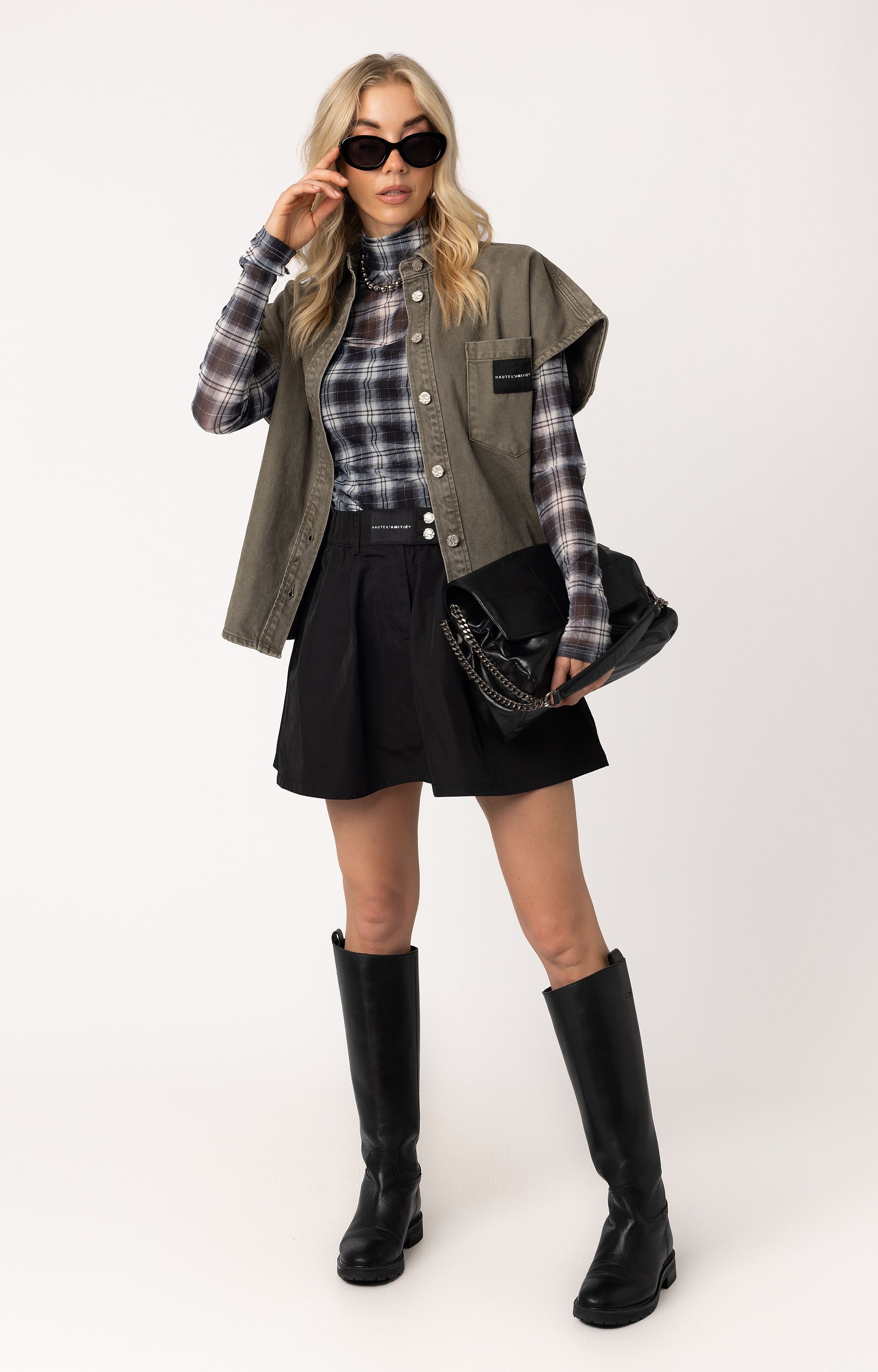 AW26 - 484