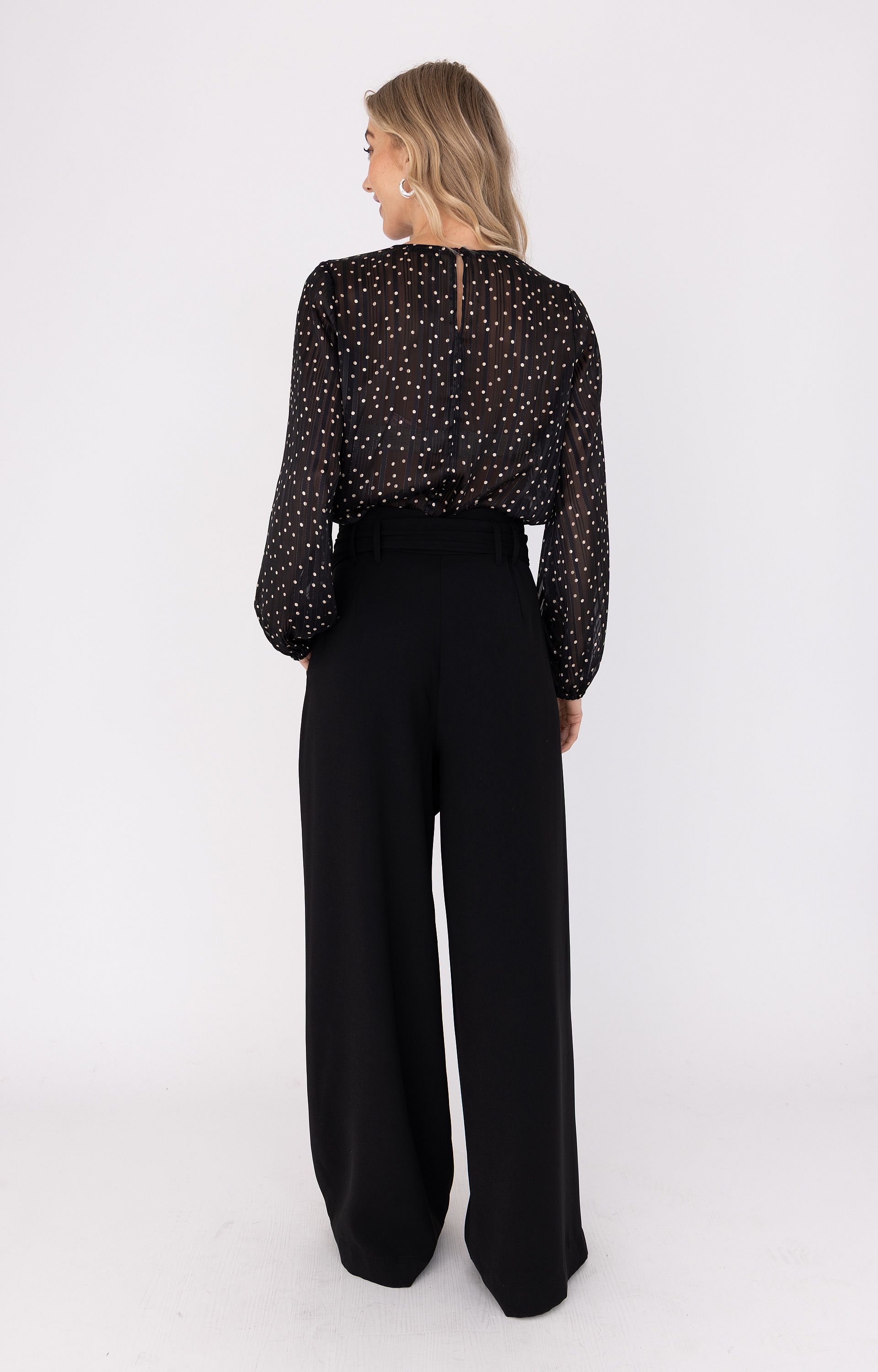 Broek met strikceintuur