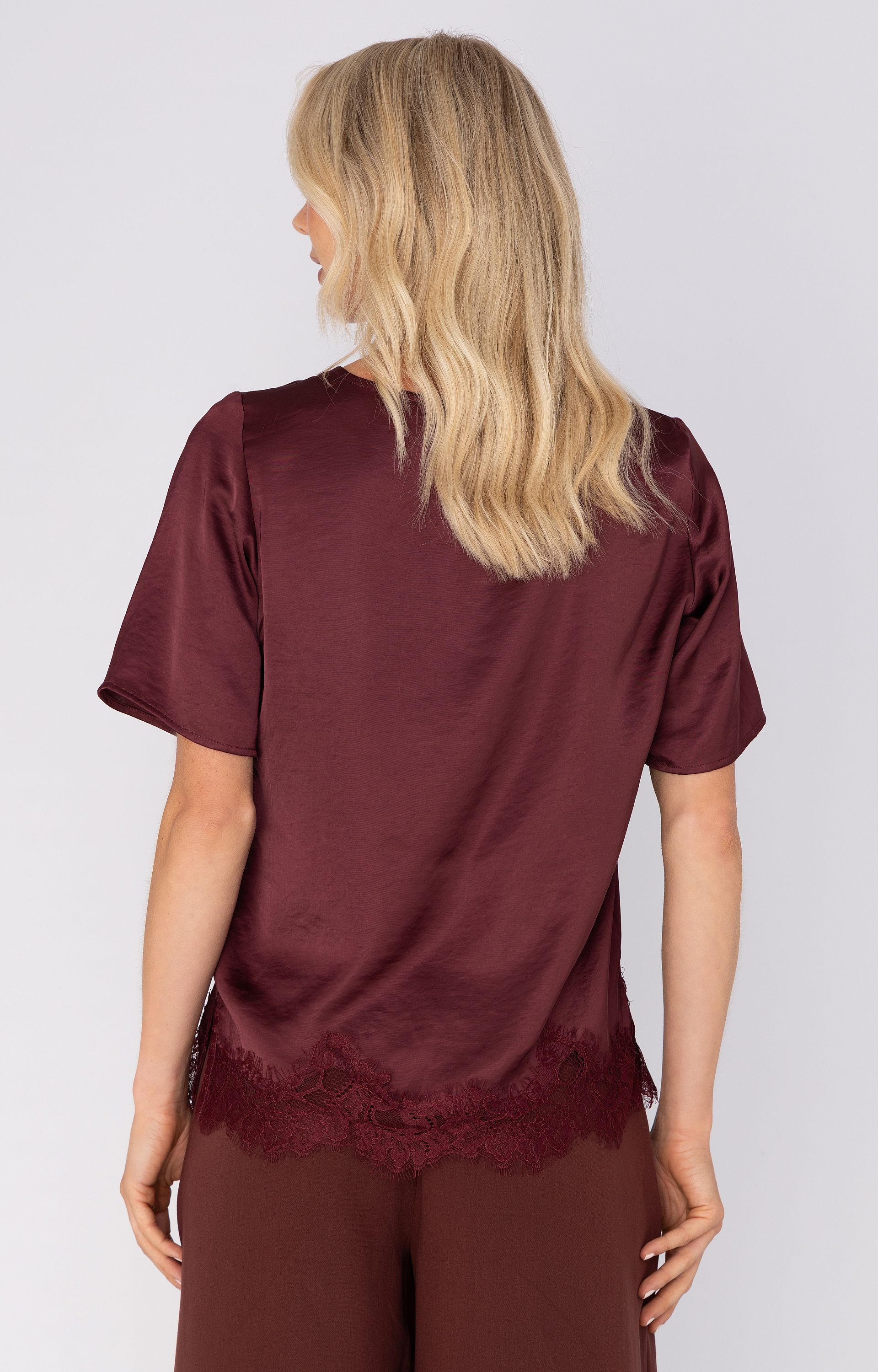 Blouse met kant 