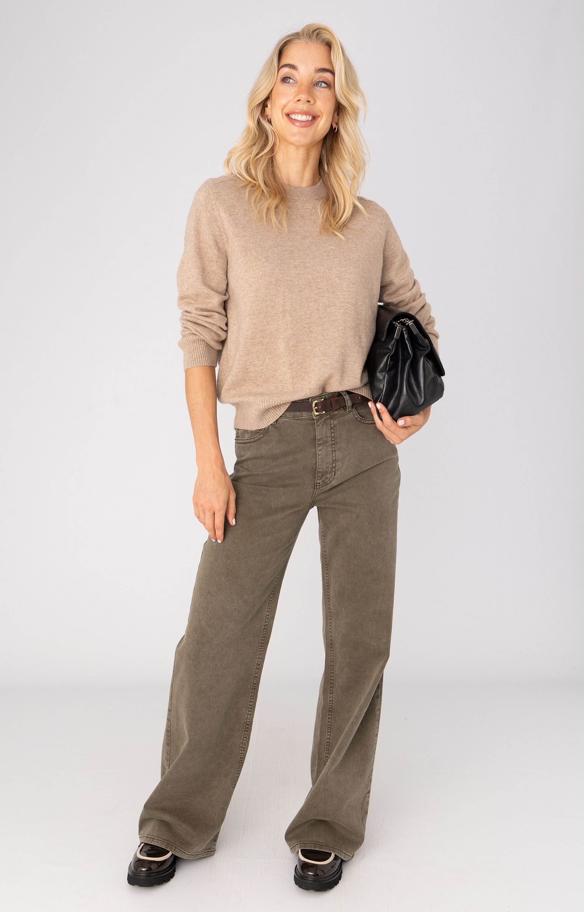 AW26 - 273