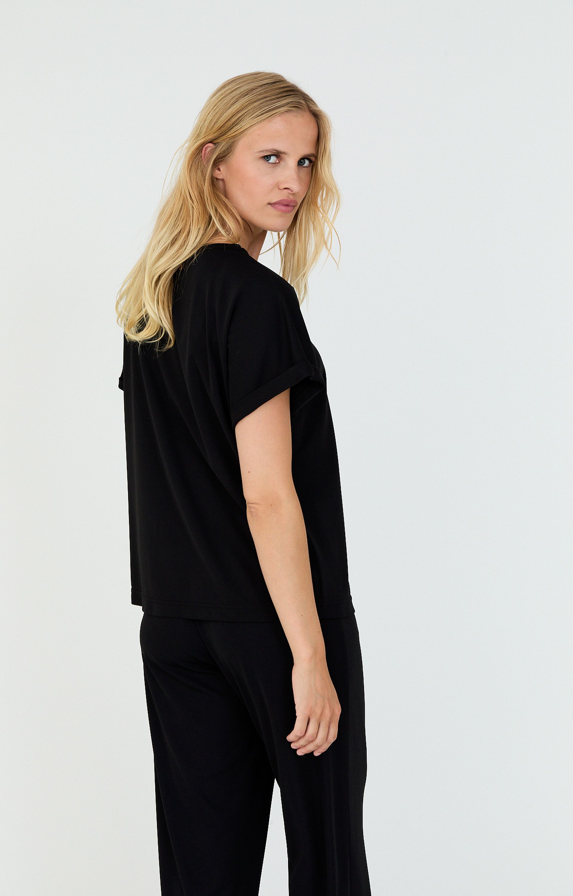 T-Shirt Sally