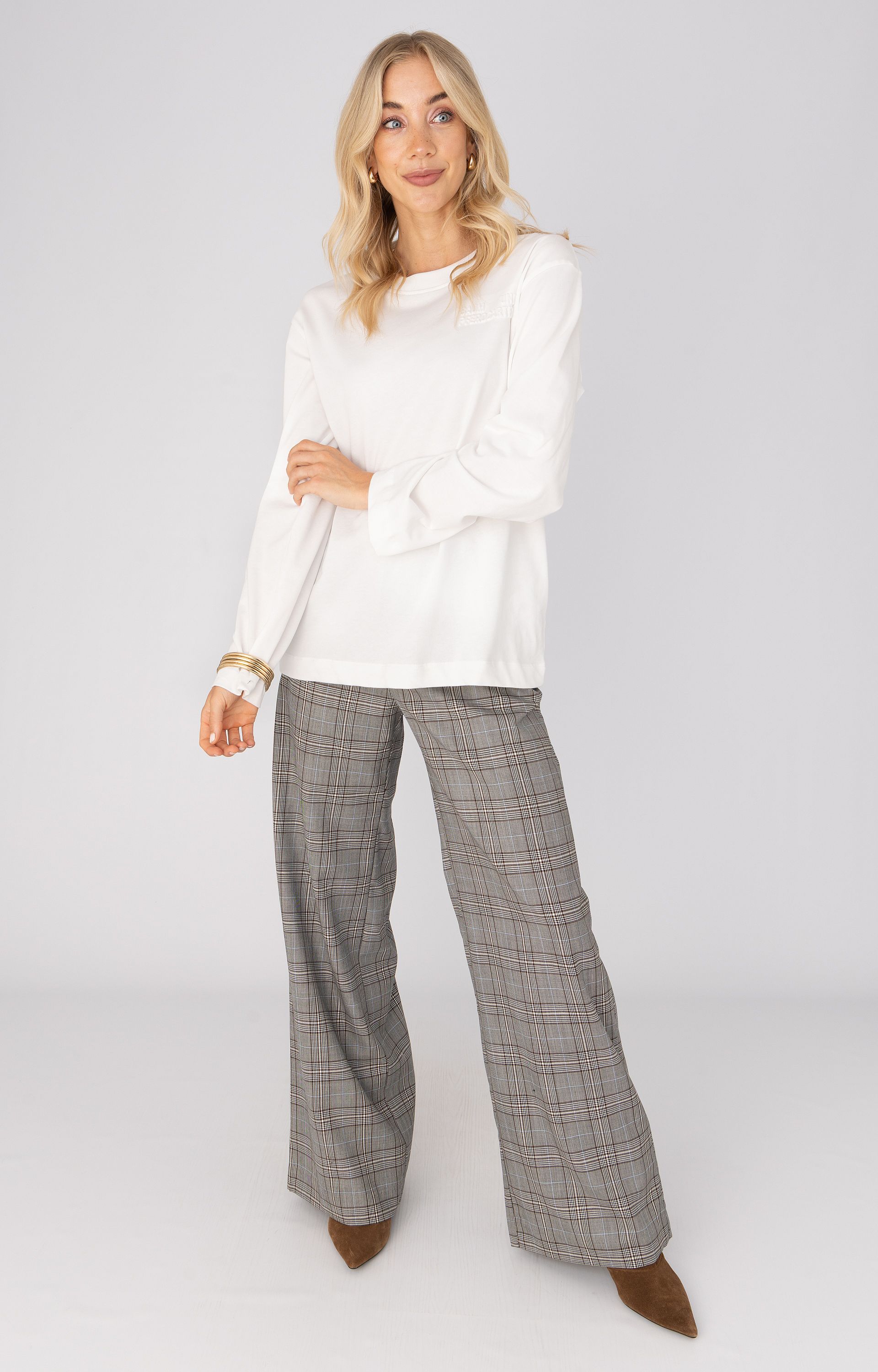 AW26-100