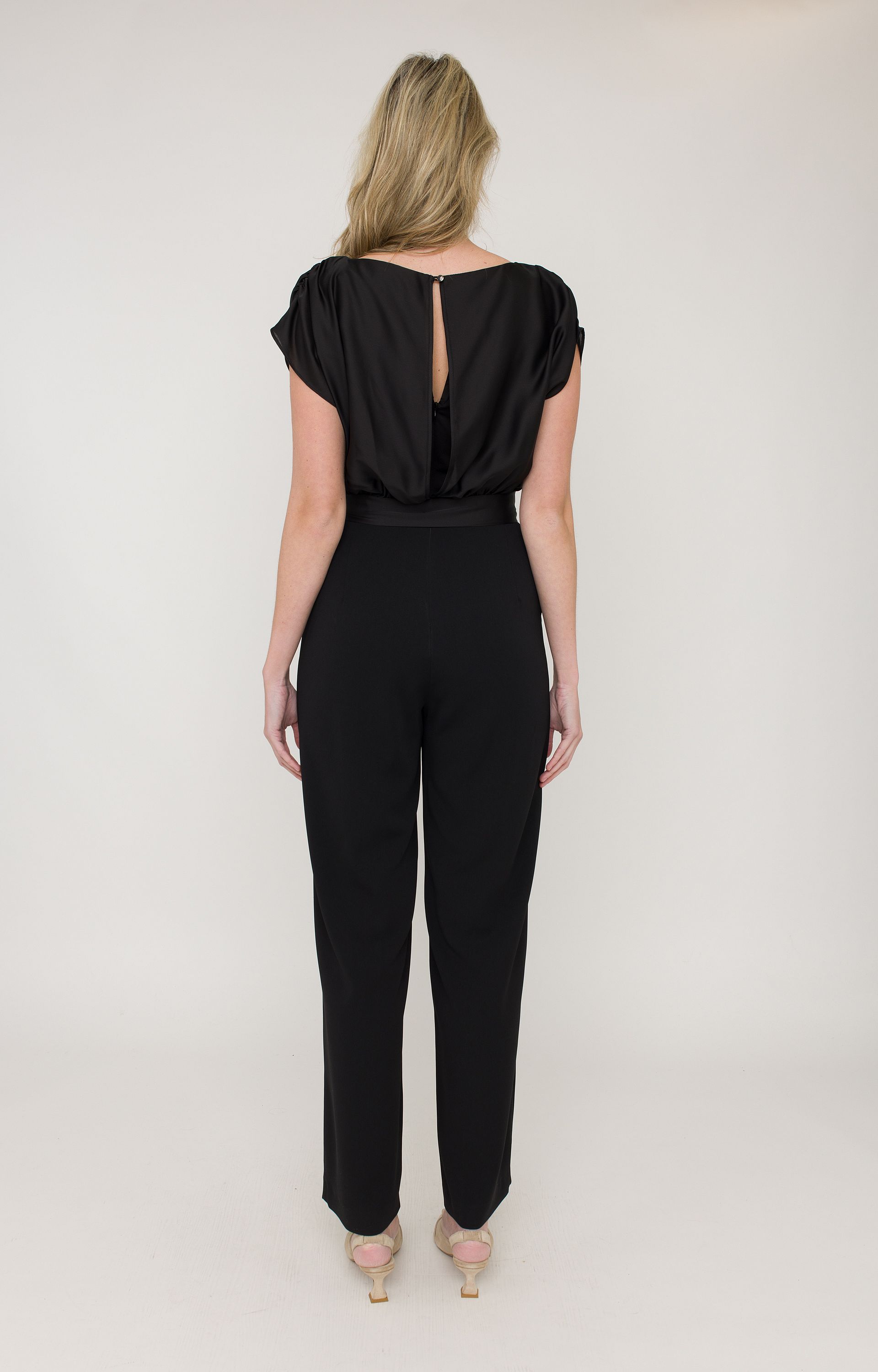 Satijnen jumpsuit